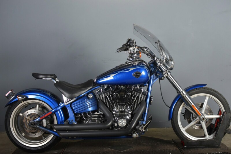 2009 Harley-Davidson<sup>®</sup> Softail® Rocker™ C FXCWC 