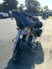 FLHXS 2021 Street Glide<sup>®</sup> Special thumb 3