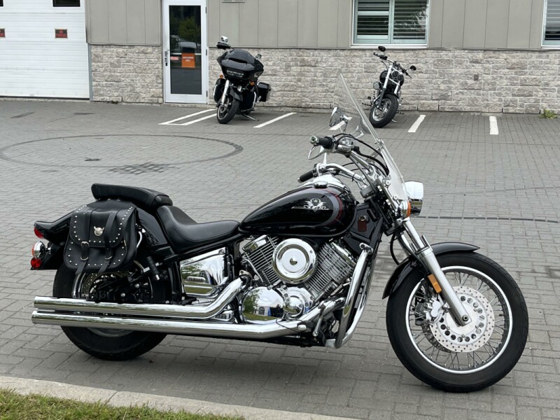 2002 Yamaha V-Star 1100 Custom