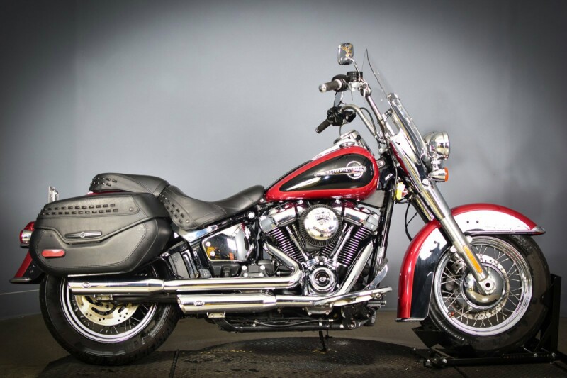 2020 Harley-Davidson<sup>®</sup> Heritage Classic 107 FLHC