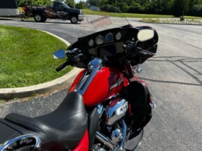2023 Harley-Davidson<sup>®</sup> Ultra Limited Redline Red thumb 1