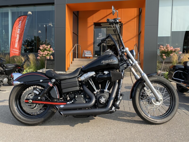 2012 Harley-Davidson<sup>®</sup> Street Bob<sup>®</sup> Vivid Black