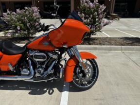 2023 Harley-Davidson<sup>®</sup> Road Glide<sup>®</sup> Special Baja Orange thumb 2