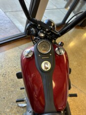 2017 Harley-Davidson Street Bob Hard Candy Hot Rod Red Flake thumb 3