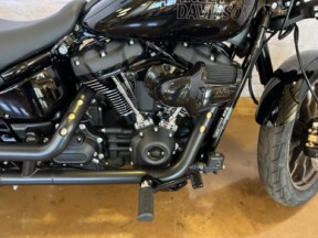 2023 Harley-Davidson<sup>®</sup> Low Rider<sup>®</sup> S FXLRS Vivid Black thumb 2
