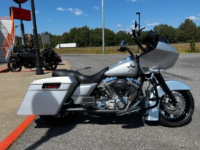 2006 Harley-Davidson<sup>®</sup> Road Glide<sup>®</sup> Silver thumb 3