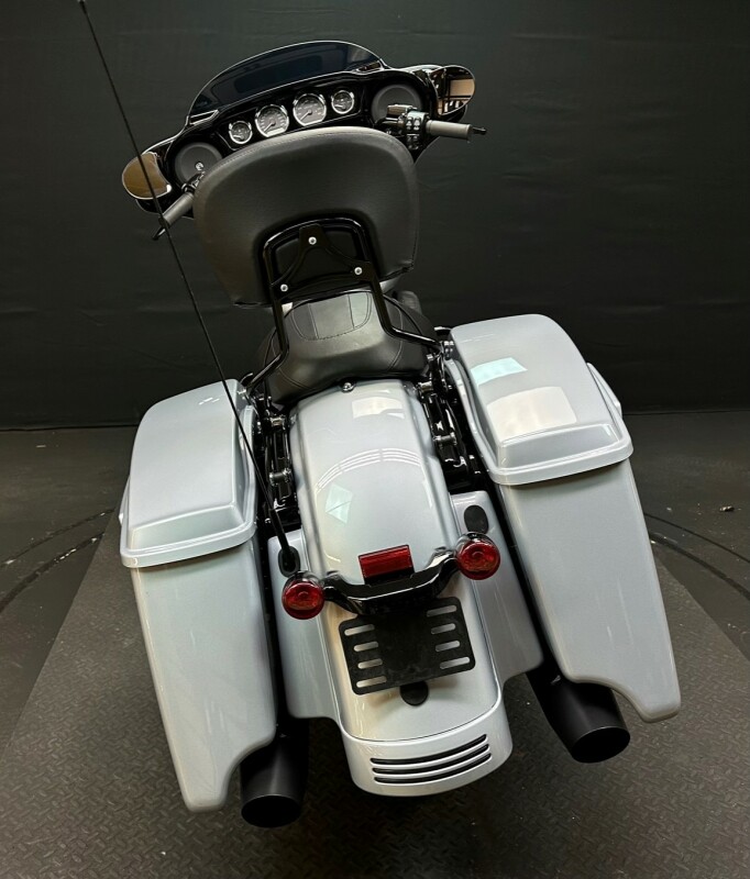 Harley-Davidson Street Glide Special 2023 FLHXS ATLAS SLV MTLIC - Photo 7