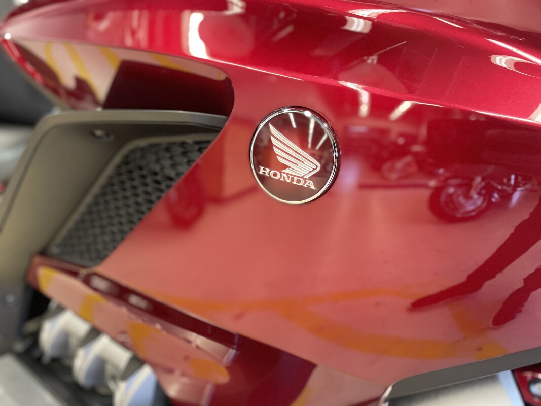 2018 Honda Gold Wing Tour Candy Ardent Red - Photo 9