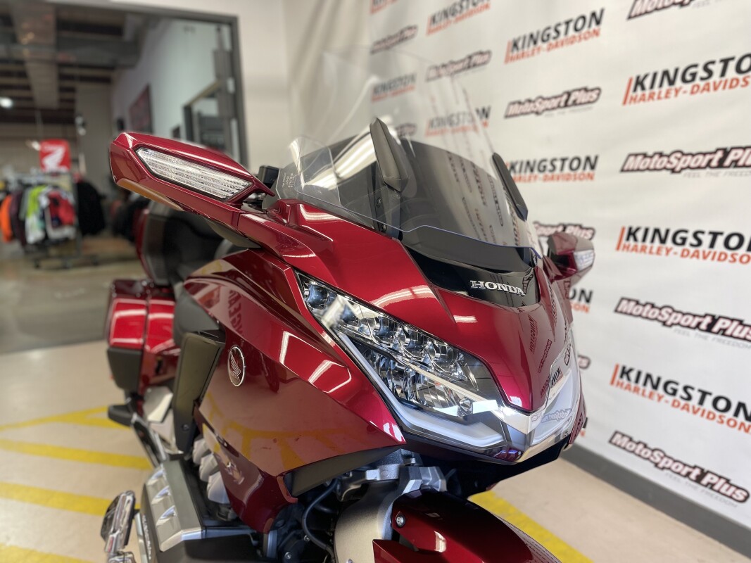 2018 Honda Gold Wing Tour Candy Ardent Red - Photo 6