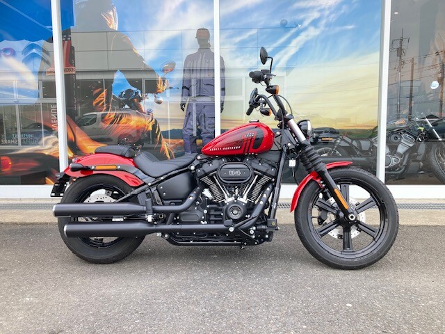 2023 Harley-Davidson<sup>®</sup> Street Bob<sup>®</sup> 114 Redline Red