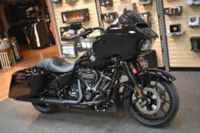 FLTRXS 2023 Road Glide<sup>®</sup> Special thumb 3