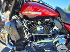 2012 Harley-Davidson<sup>®</sup> Electra Glide<sup>®</sup> Ultra Limited Red thumb 0