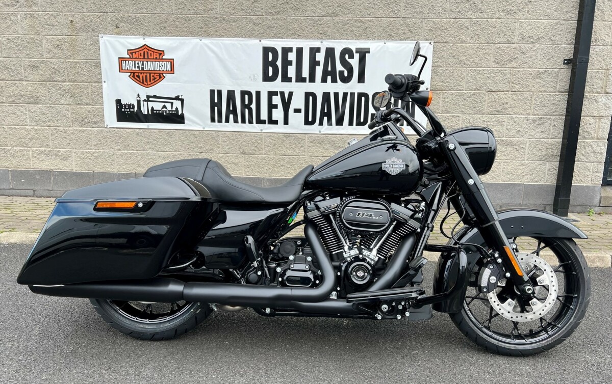 Road King Special with free Screamin Eagle Mufflers Belfast Harley