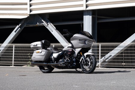 ハーレーツーリングロードグライド純正STシングルシート 【公式通販】