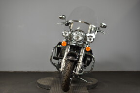 2022 Harley-Davidson<sup>®</sup> Road King<sup>®</sup> FLHR thumb 2