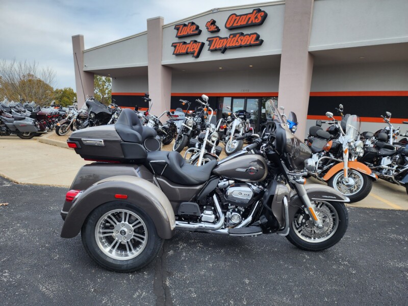 2023 HARLEY-DAVIDSON FLHTCUTG TRI GLIDE ULTRA