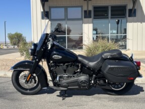 2023 Harley-Davidson<sup>®</sup> Heritage Classic thumb 3