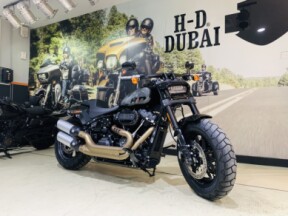 2023 Harley Davidson®Fat Bob®Vivid Black thumb 3