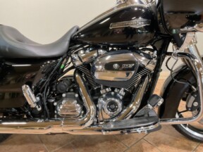 2023 Harley-Davidson®FLTRX Road Glide® Vivid Black thumb 3