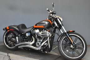 2020 Harley-Davidson<sup>®</sup> Breakout<sup>®</sup> 114 FXBRS thumb 3