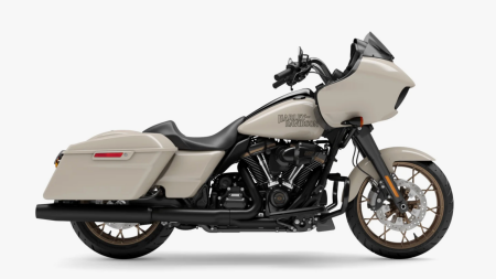 Discover the Power of the 2023 Harley-Davidson® Road Glide™ ST in Rogers, AR