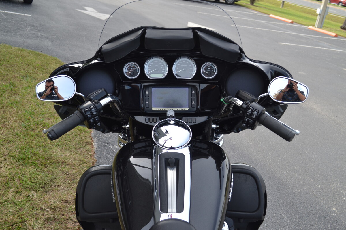 2016 Harley-Davidson Ultra Limited Black Quartz - FLHTK - Photo 10