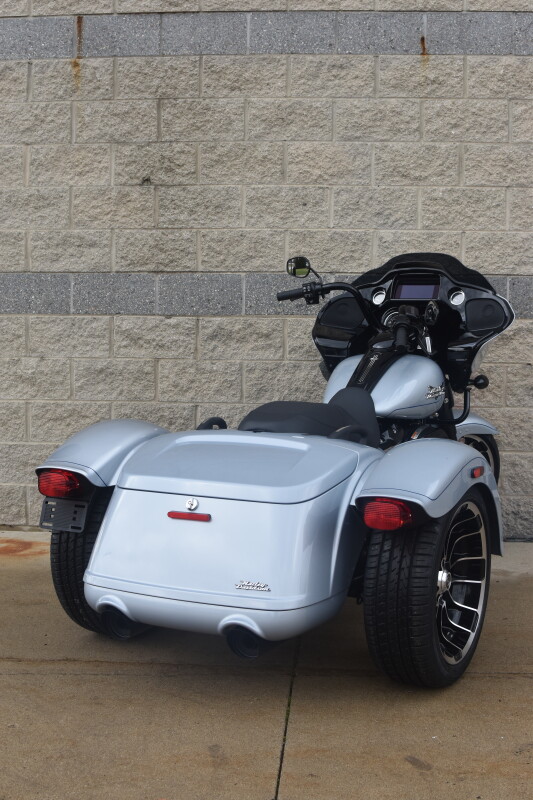 2024 Harley-Davidson Road Glide 3 FLTRT - Photo 8