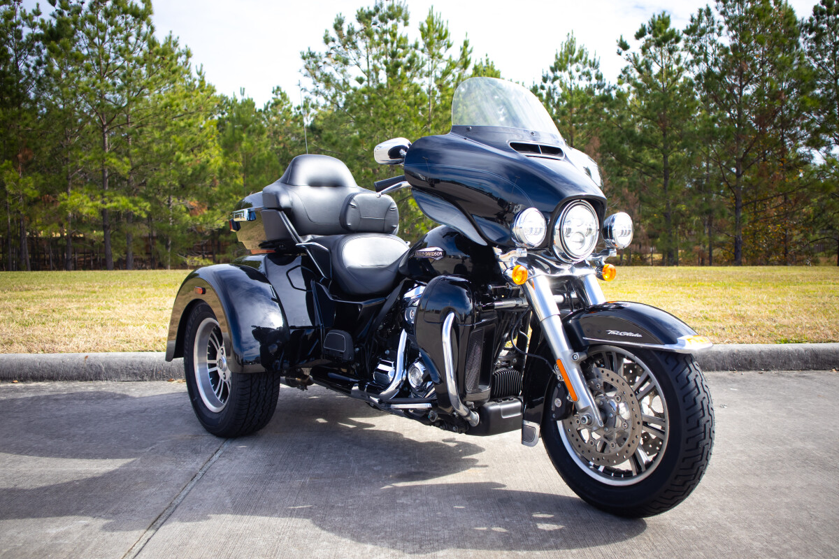 2019 Harley-Davidson Tri Glide Ultra FLHTCUTG - Photo 2