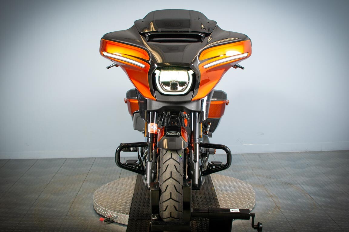 2023 Harley-Davidson CVO Street Glide FLHXSE - Photo 3