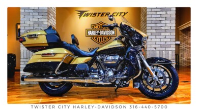 2017 Harley-Davidson<sup>®</sup> Ultra Limited, FLHTK