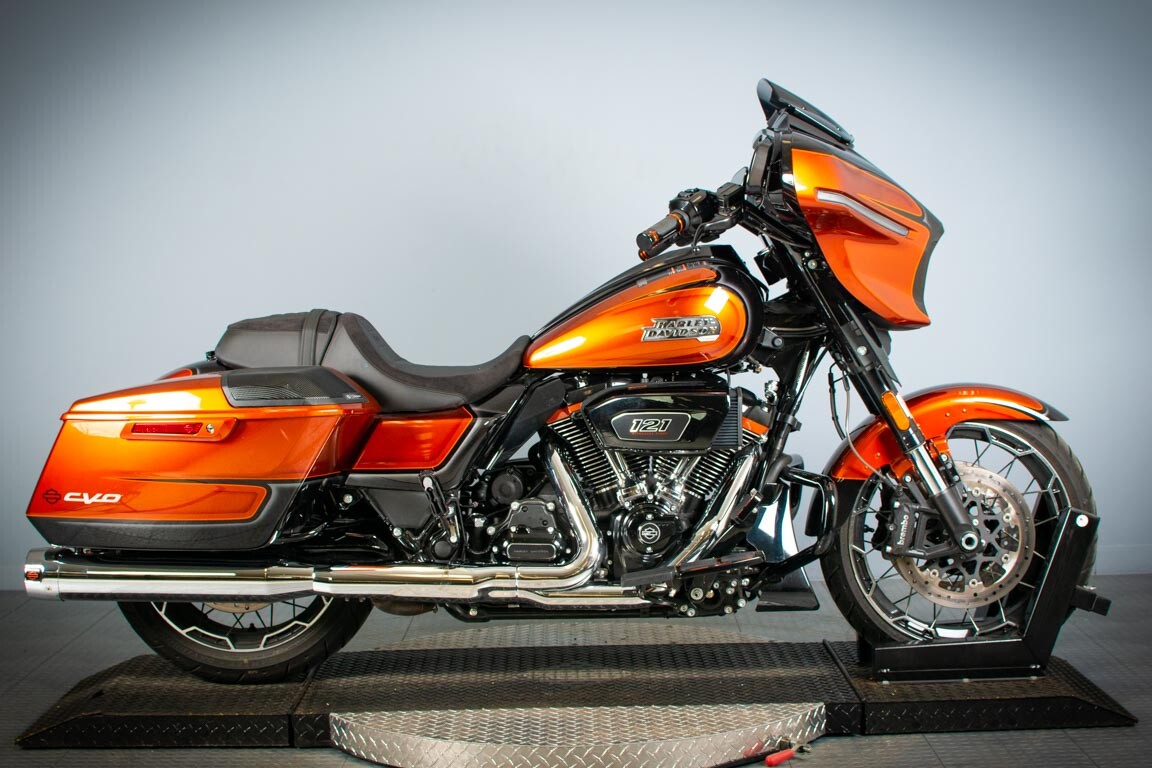 2023 Harley-Davidson® CVO™ Street Glide® FLHXSE