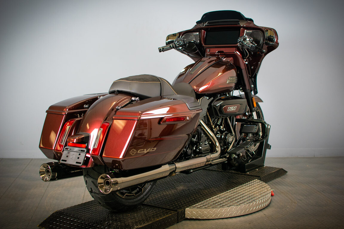 2024 Harley-Davidson CVO Street Glide Copperhead - Photo 8