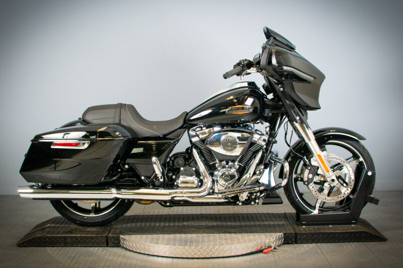 2024 Harley-Davidson® Street Glide® FLHX