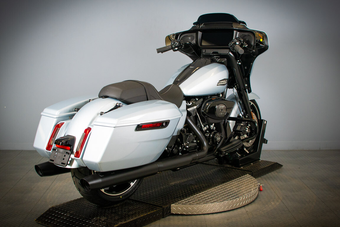 2024 Harley-Davidson Street Glide FLHX - Photo 8