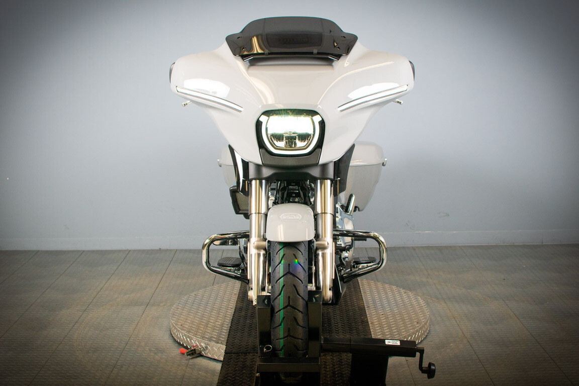 2024 Harley-Davidson Street Glide FLHX - Photo 3