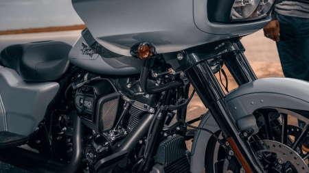 Exploring the Features of the 2024 Harley-Davidson® Road Glide® 3 in Tampa, FL