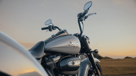 Exploring the Electric Reverse Gear of the 2024 Harley-Davidson® Freewheeler® in Tampa, FL