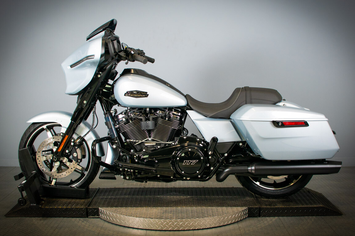2024 Harley-Davidson Street Glide FLHX - Photo 5
