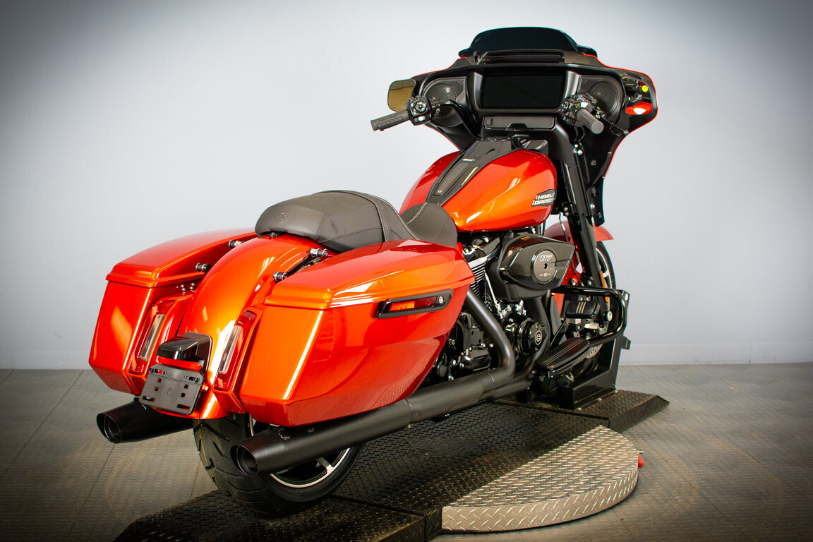 2024 Harley-Davidson Street Glide FLHX - Photo 8