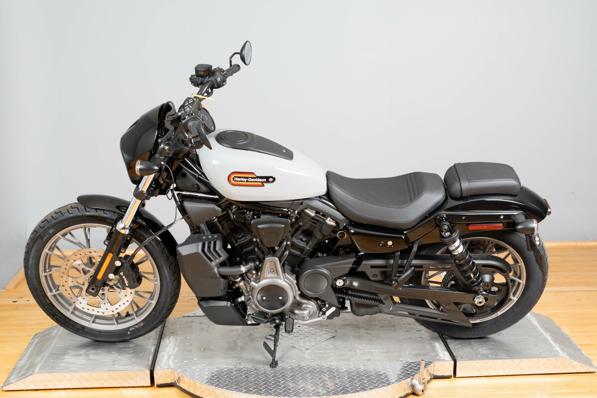 2024 Harley-Davidson® Nightster™ Special RH975S, photo 12