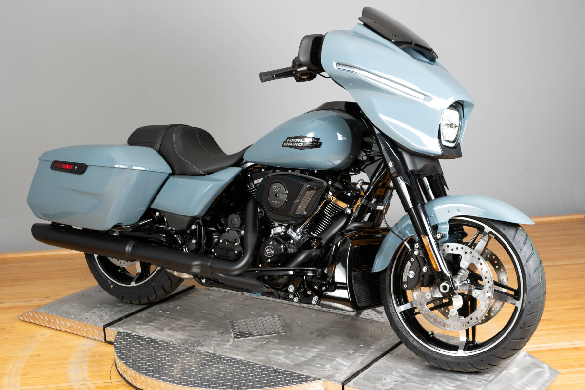 2024 Harley-Davidson Street Glide FLHX - Photo 10