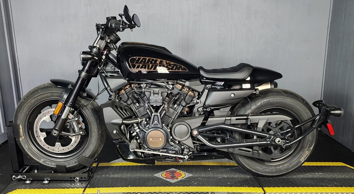 2023 Harley-Davidson Sportster S RH1250S BLACK - Photo 3