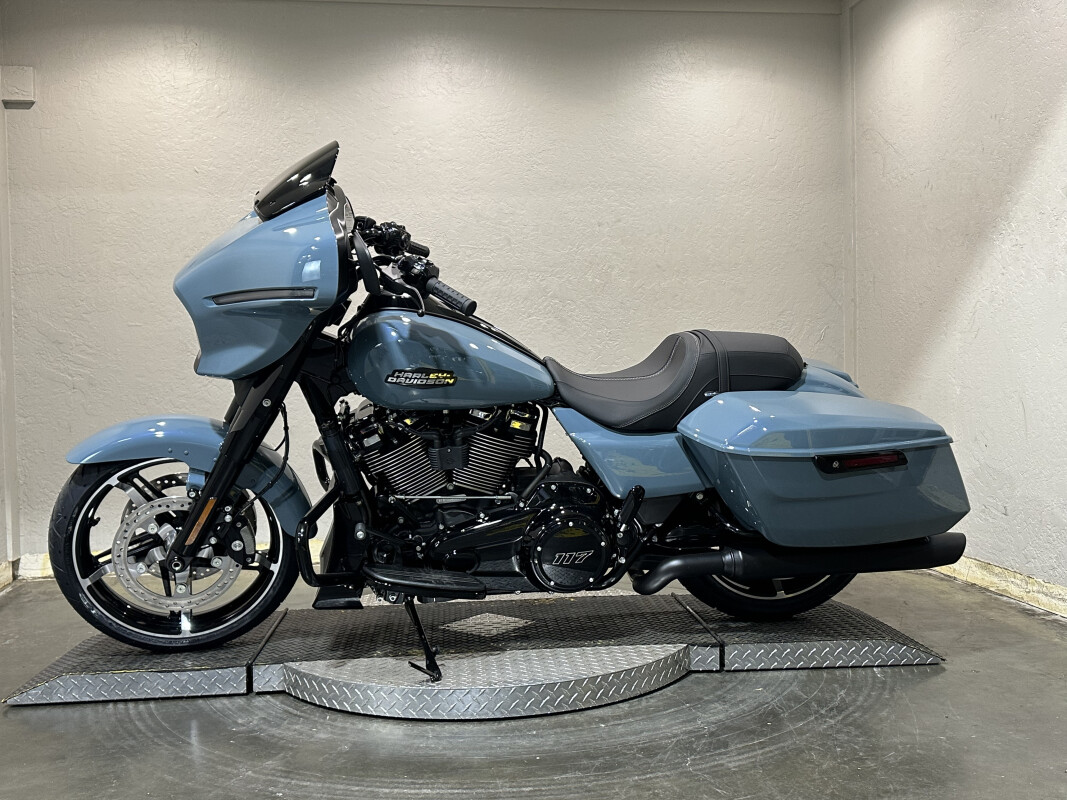 Harley-Davidson Street Glide 2024 FLHX 84433525 SHARKSKIN - Photo 7
