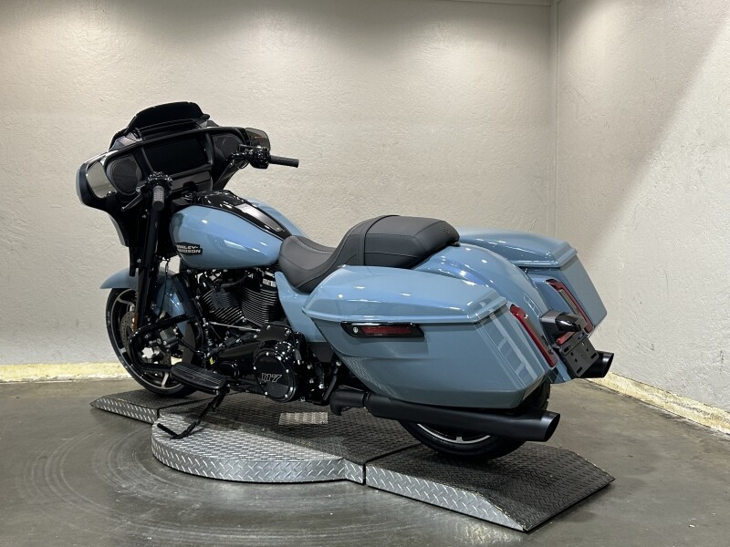 Harley-Davidson Street Glide 2024 FLHX 84433525 SHARKSKIN - Photo 8