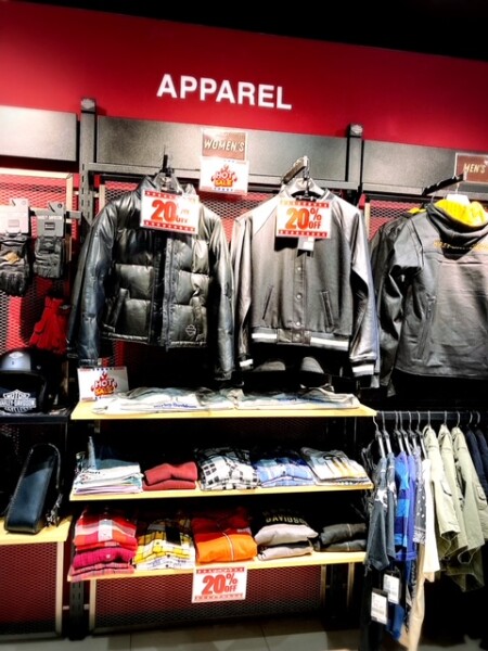 WOMEN‘S　アパレルSaie　開催！