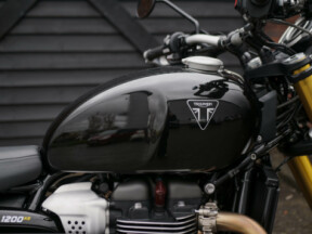 2025 Triumph Scrambler 1200 XE  thumb 0