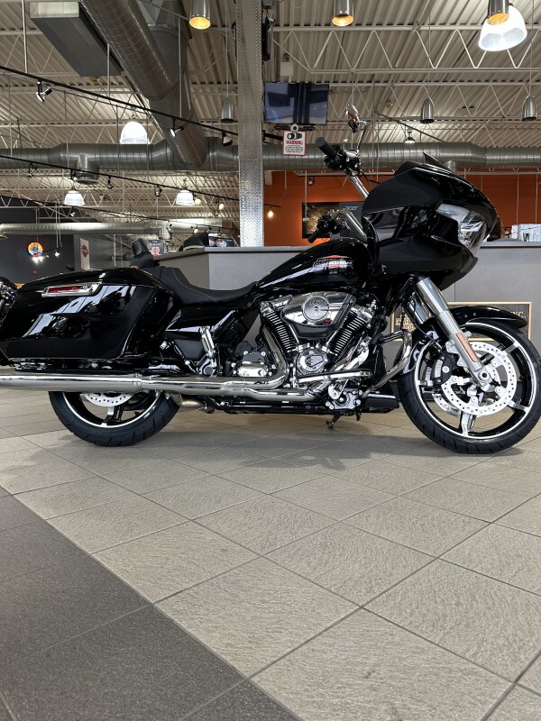 FLTRX 2024 Road Glide - Photo 3