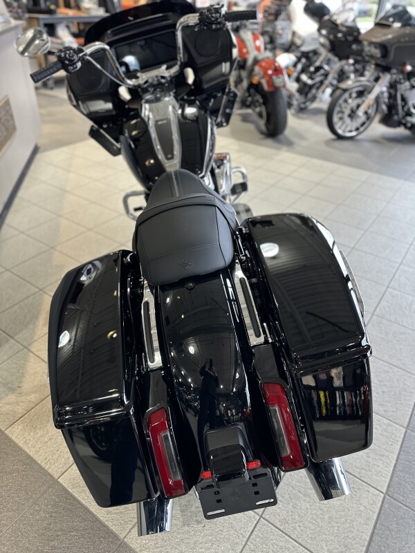 FLTRX 2024 Road Glide - Photo 9