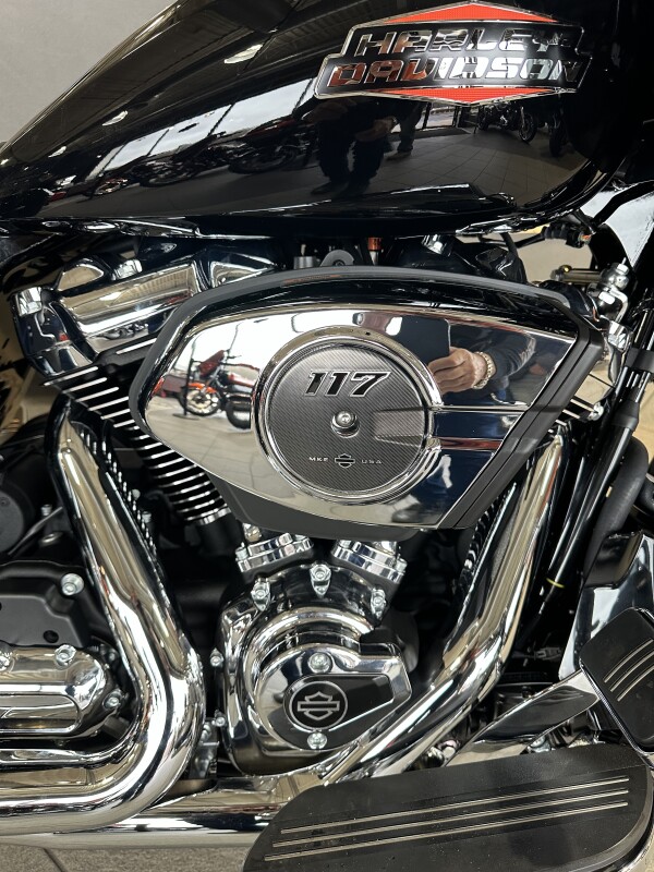 FLTRX 2024 Road Glide - Photo 7