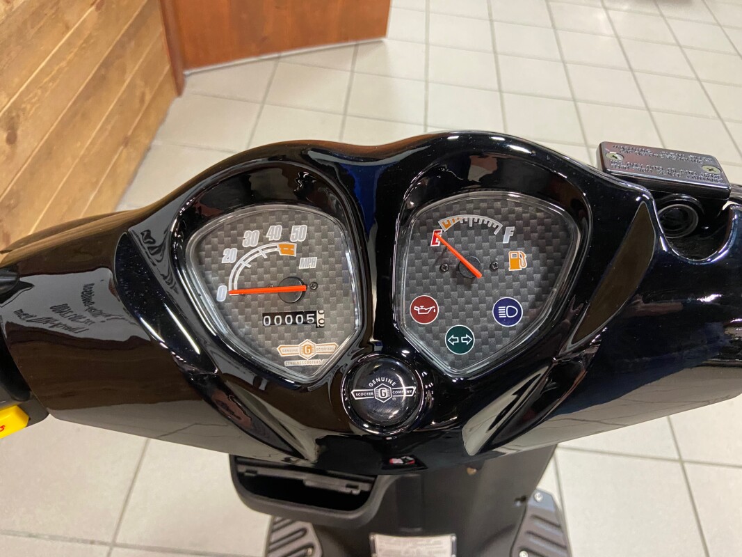 2022 Genuine Scooters Roughhouse 50 Black/Silver - Photo 4